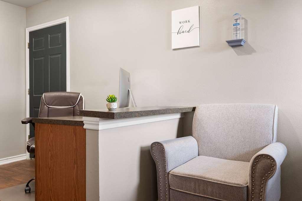 Eagle'S Den Three Rivers Texas A Travelodge By Wyndham Inreriör bild